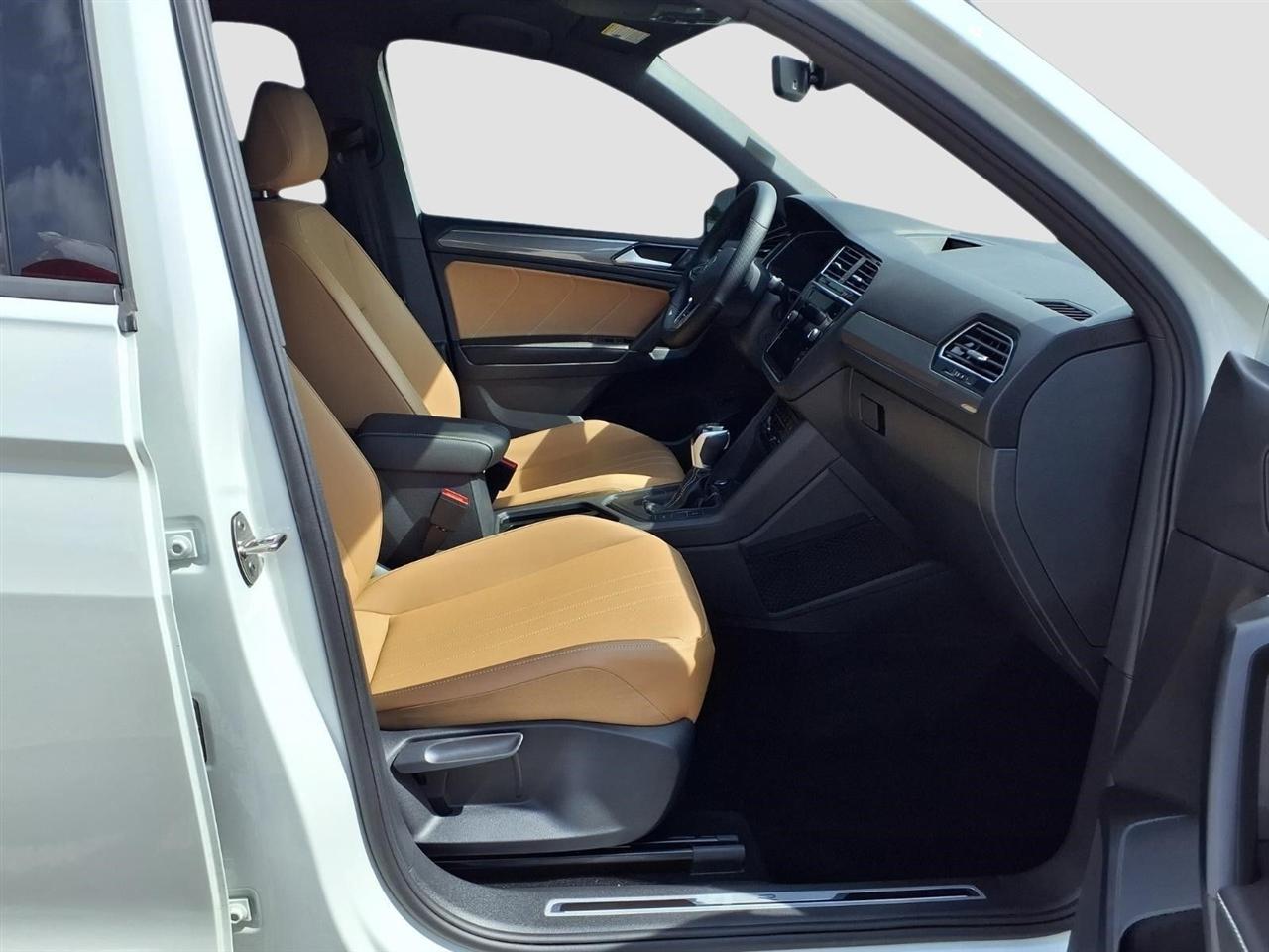 Volkswagen Tiguan SE R-Line Black 2024