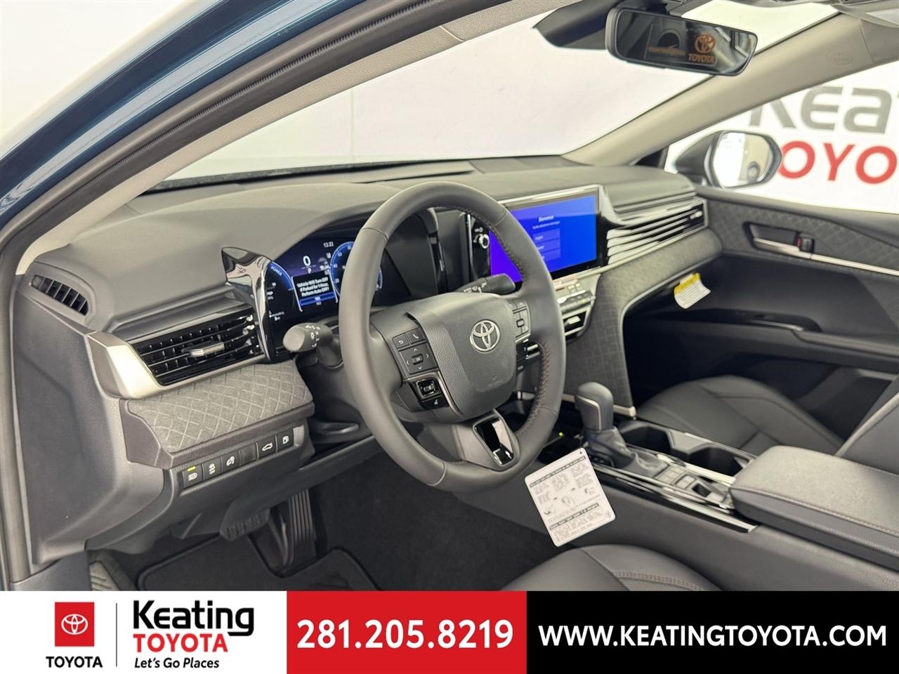 Toyota Camry Hybrid XLE 2026