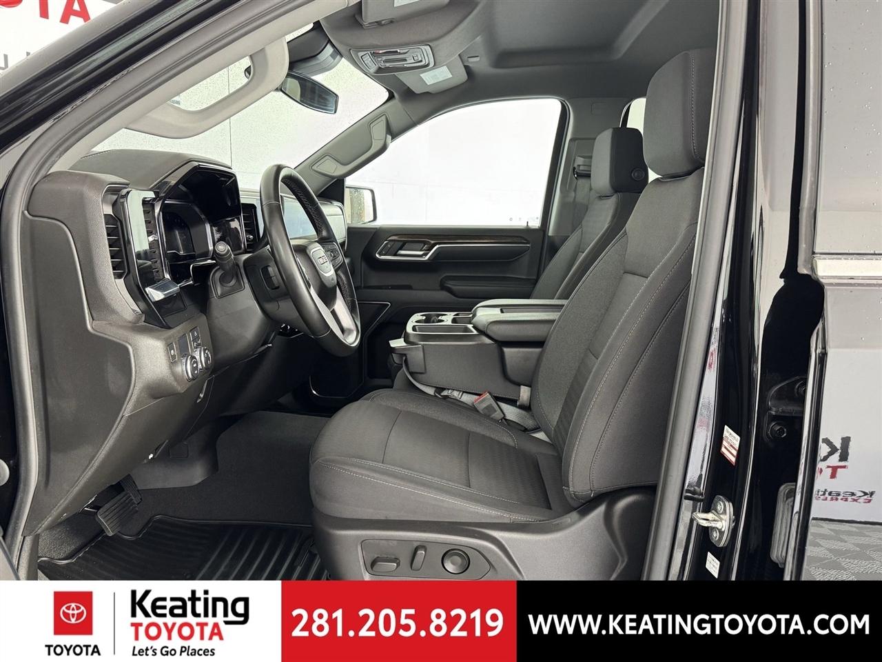 GMC Sierra 1500 SLE Crew Cab 2WD 2024