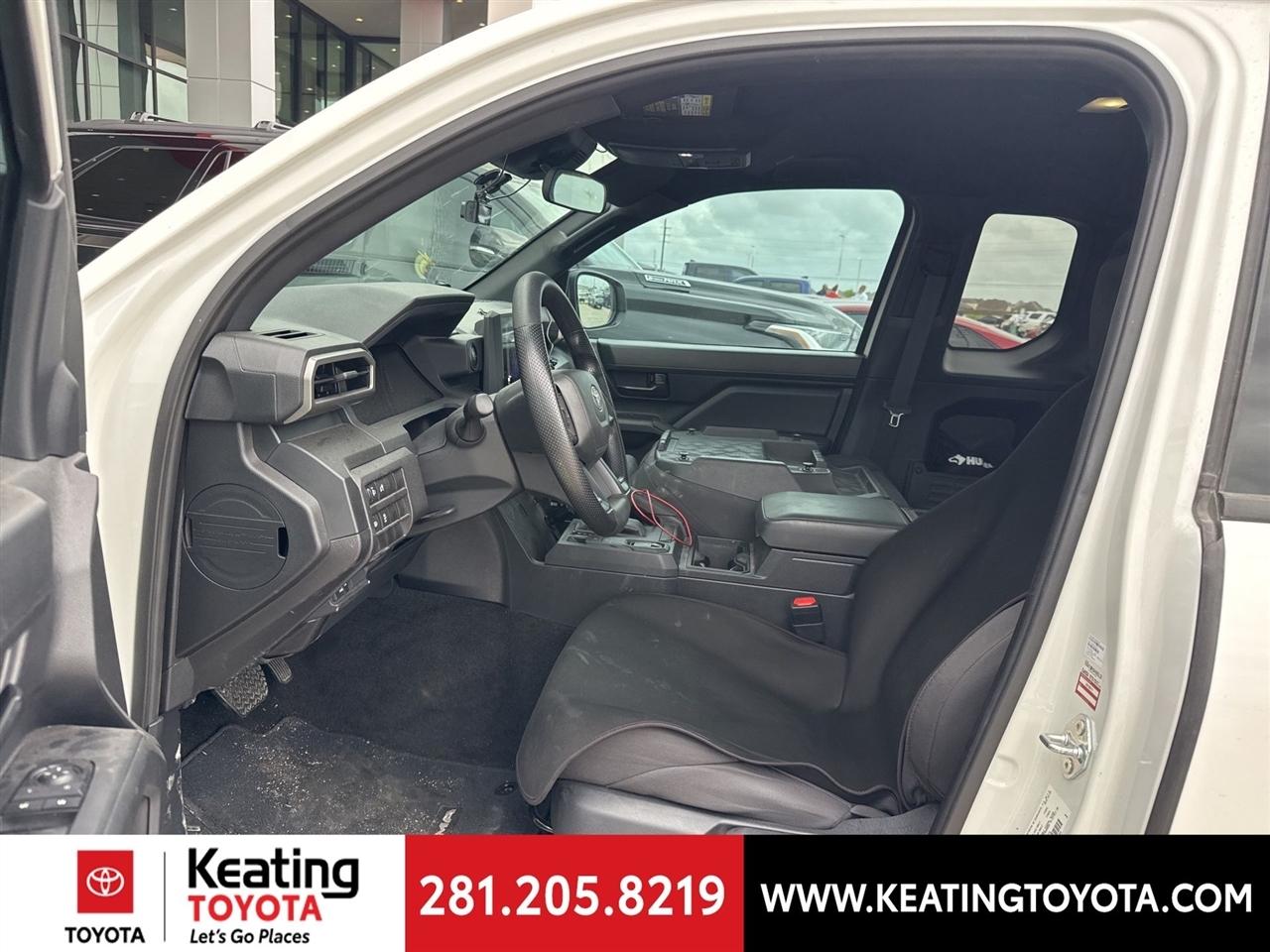 Toyota Tacoma SR5 Xtracab 2WD 2025