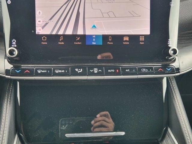 Jeep Wagoneer Series II 2024