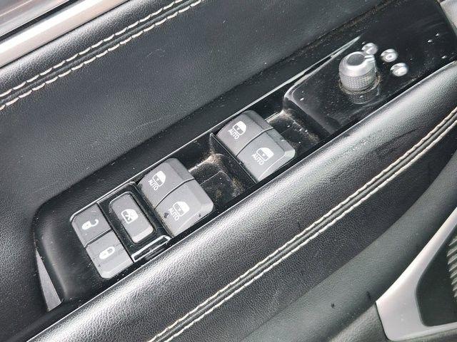 Jeep Wagoneer Series II 2024