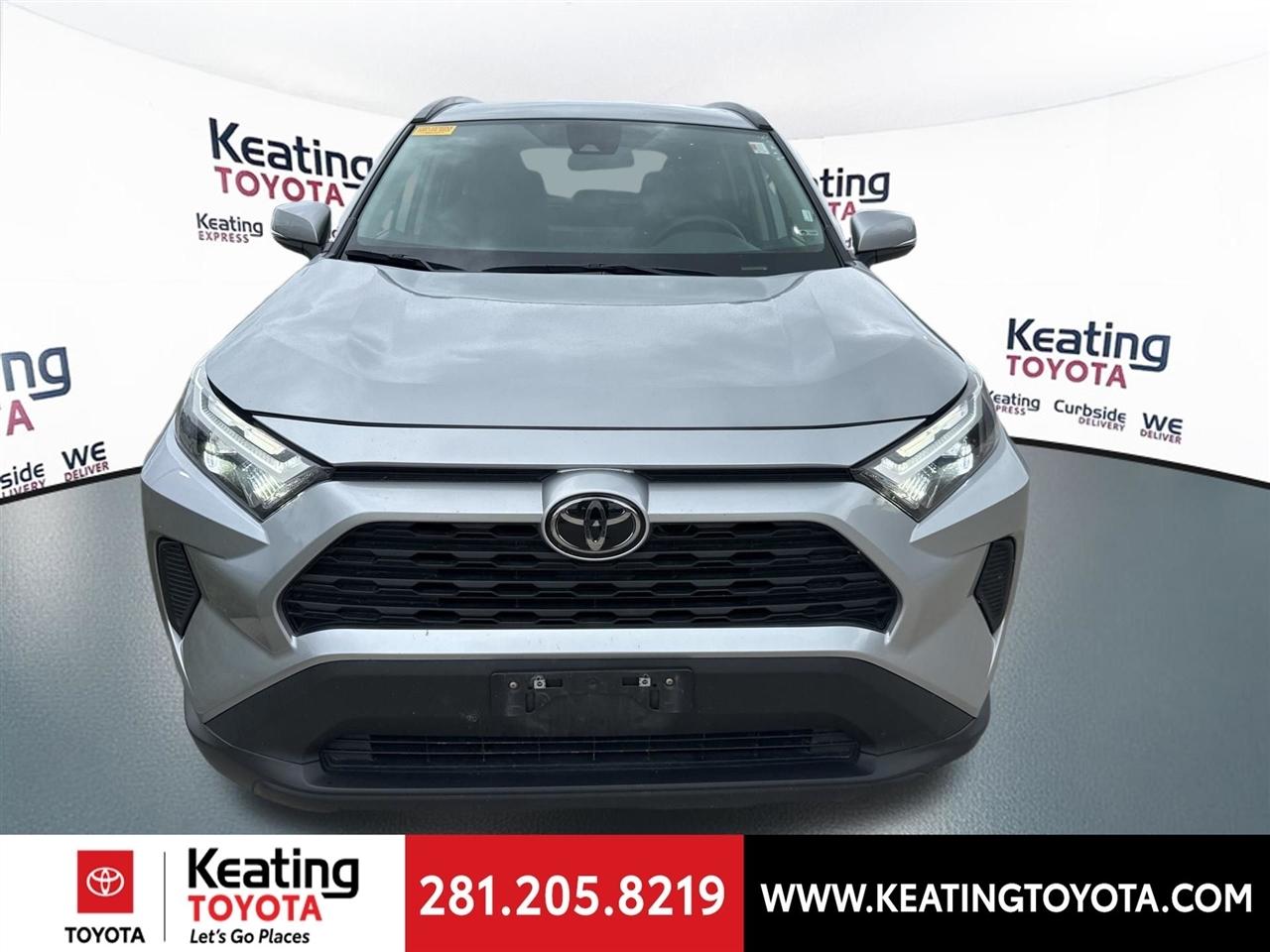 Toyota RAV4 XLE 2024