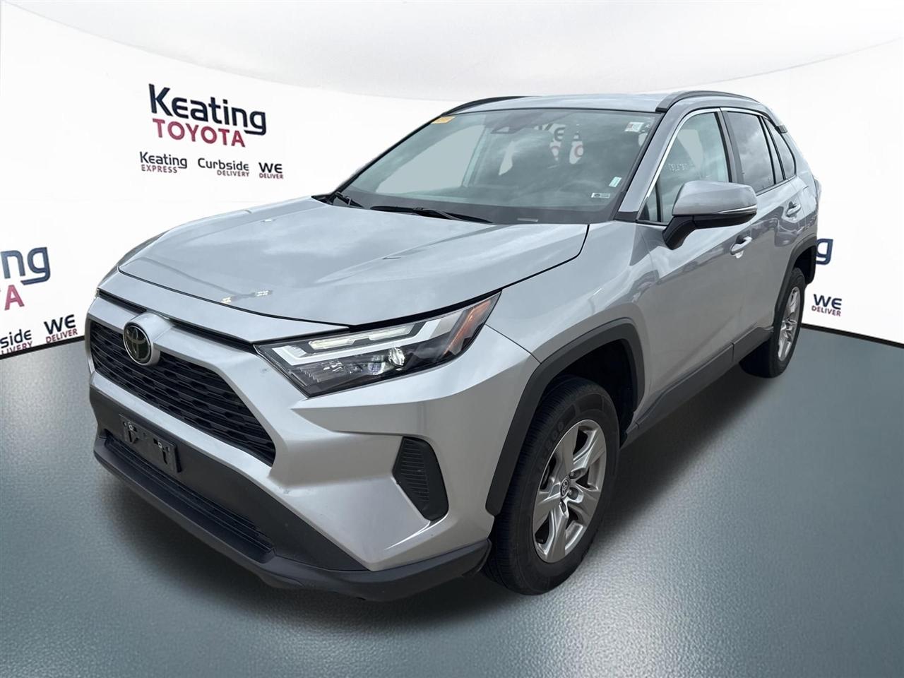 Toyota RAV4 XLE 2024