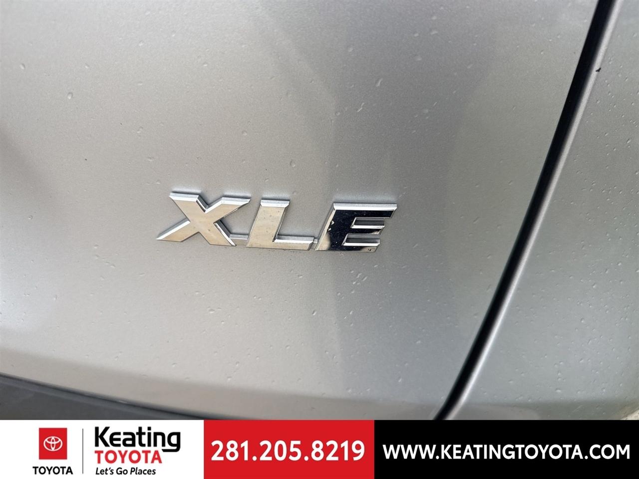 Toyota RAV4 XLE 2024