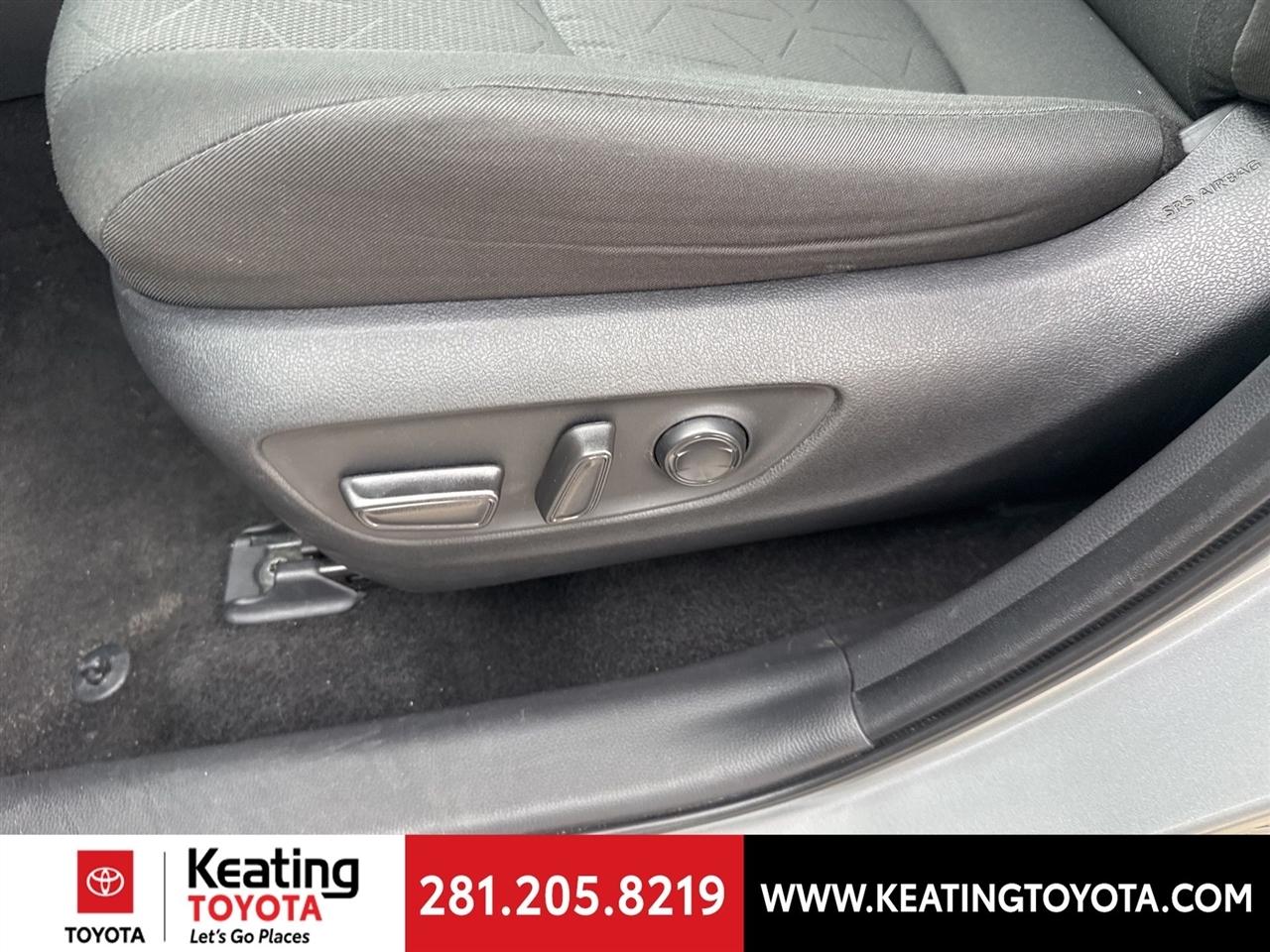 Toyota RAV4 XLE 2024