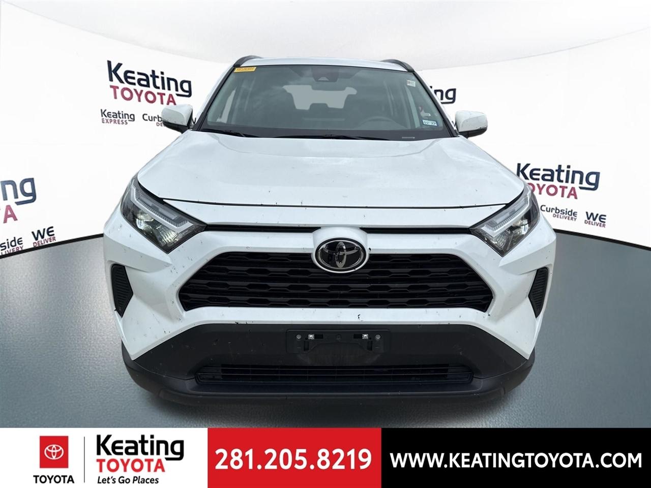 Toyota RAV4 XLE 2025