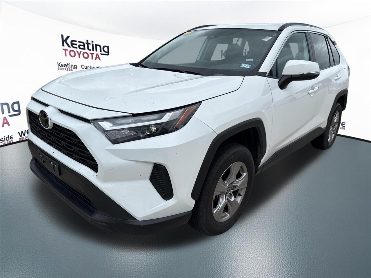 Toyota RAV4 XLE 2025