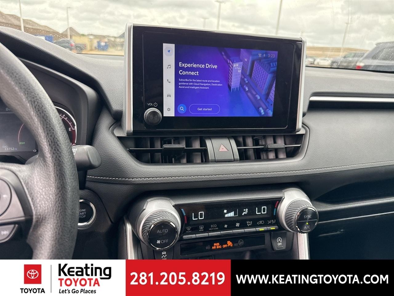 Toyota RAV4 XLE 2025