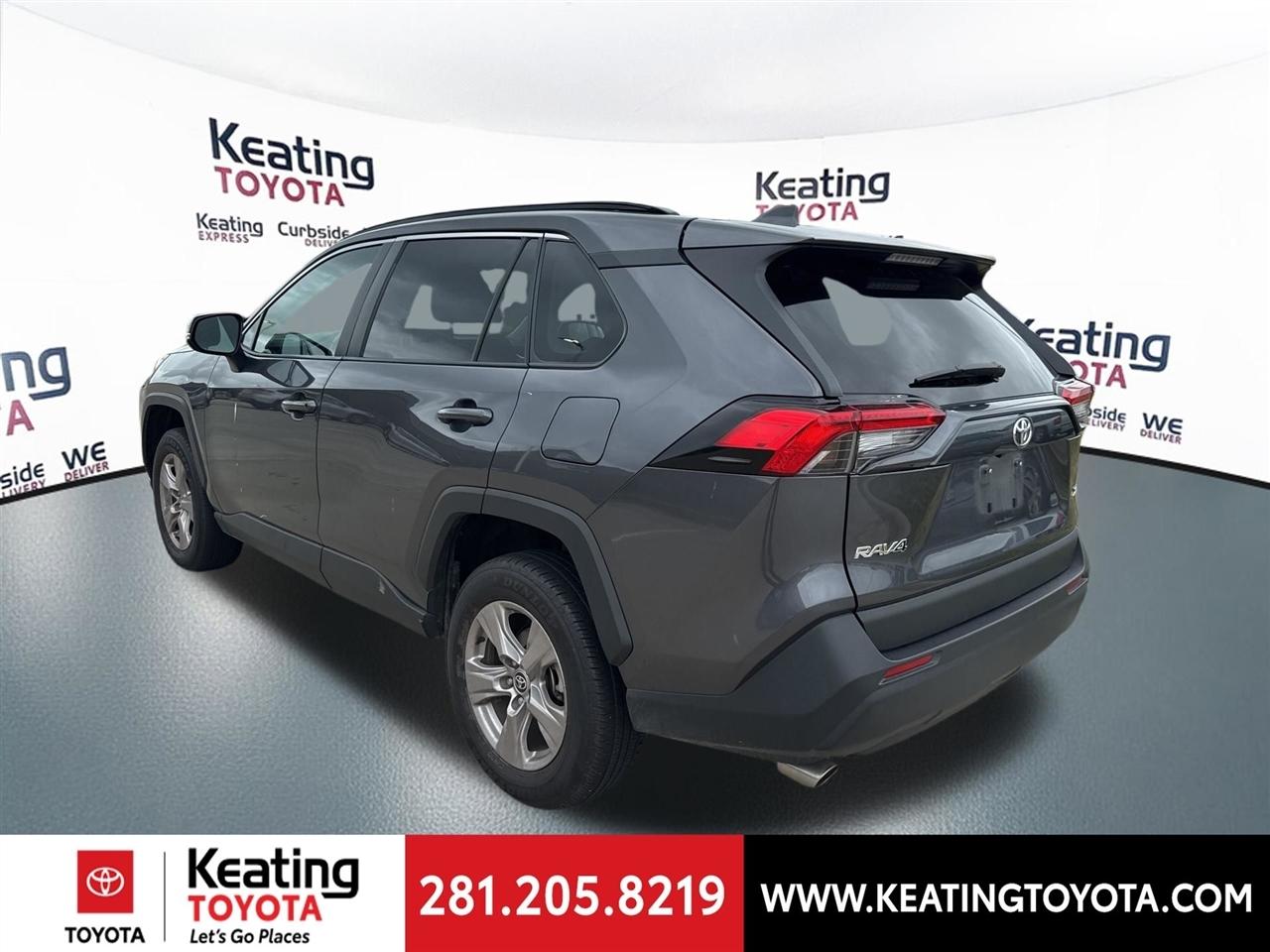 Toyota RAV4 XLE 2025