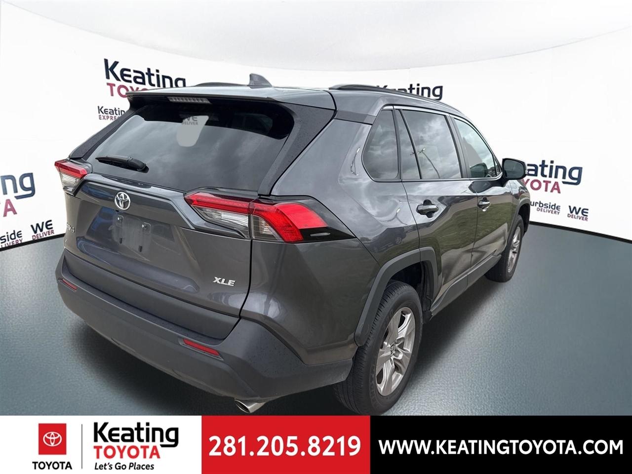 Toyota RAV4 XLE 2025