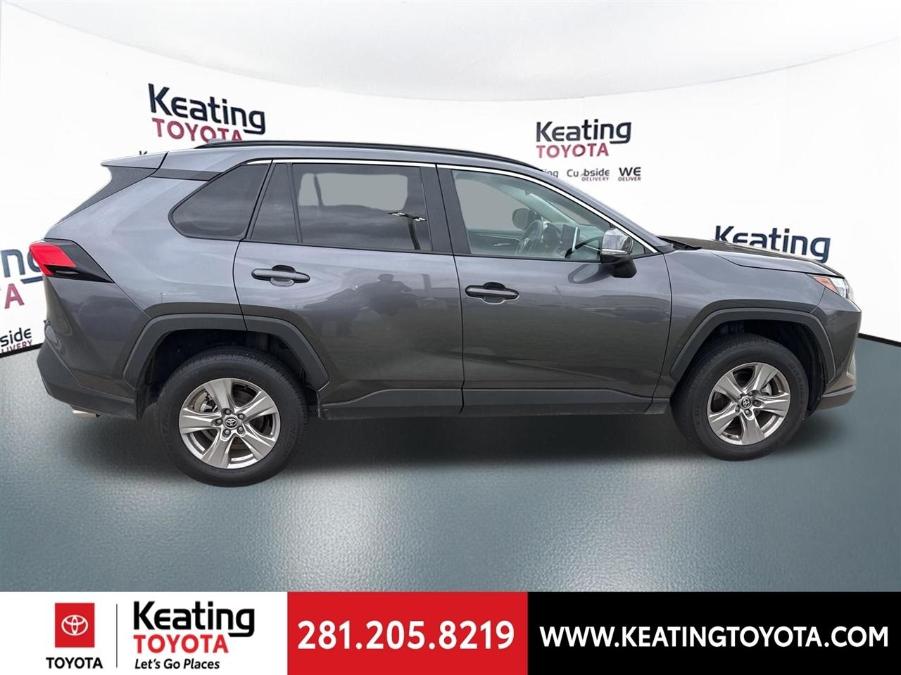 Toyota RAV4 XLE 2025