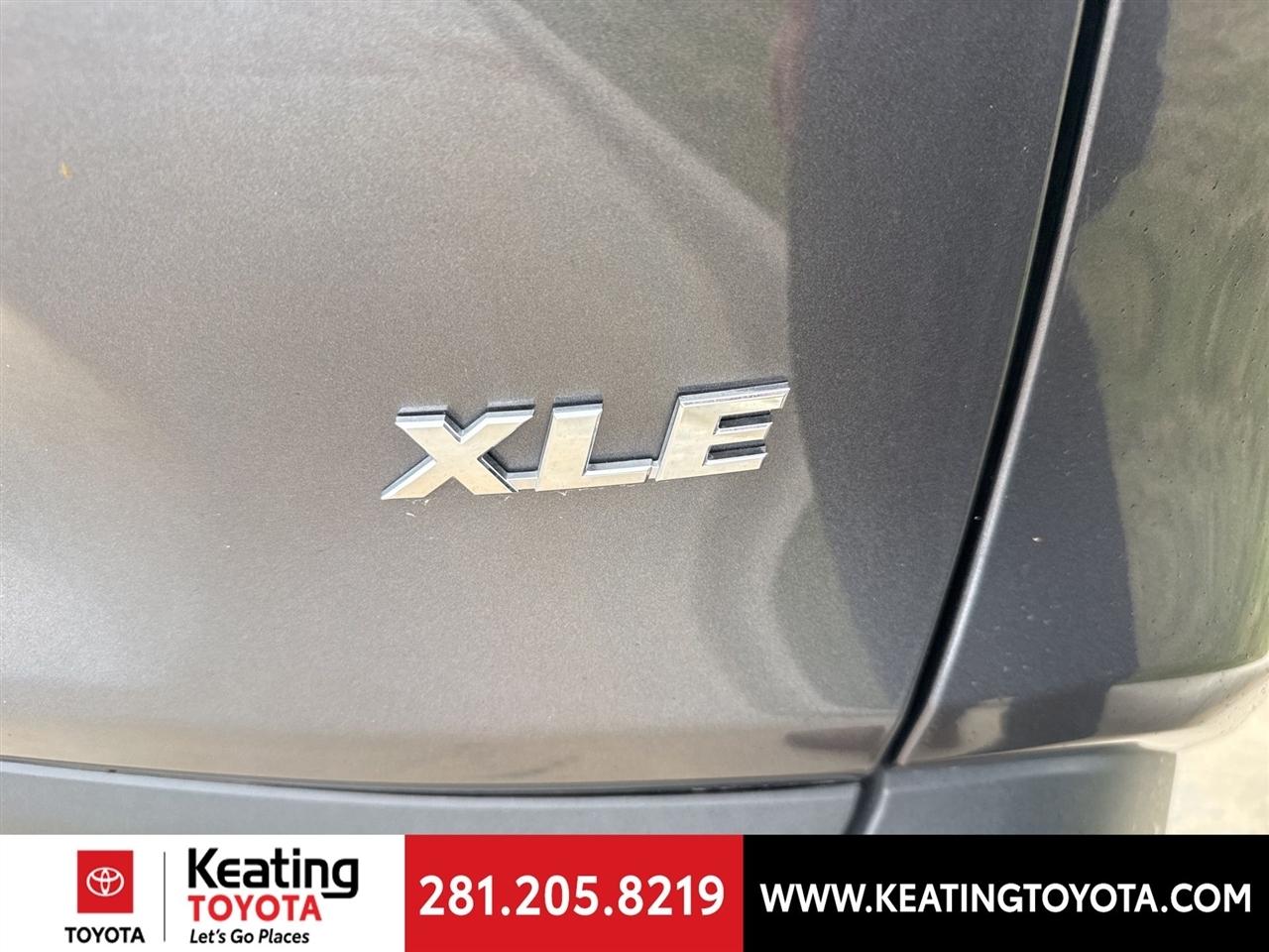 Toyota RAV4 XLE 2025