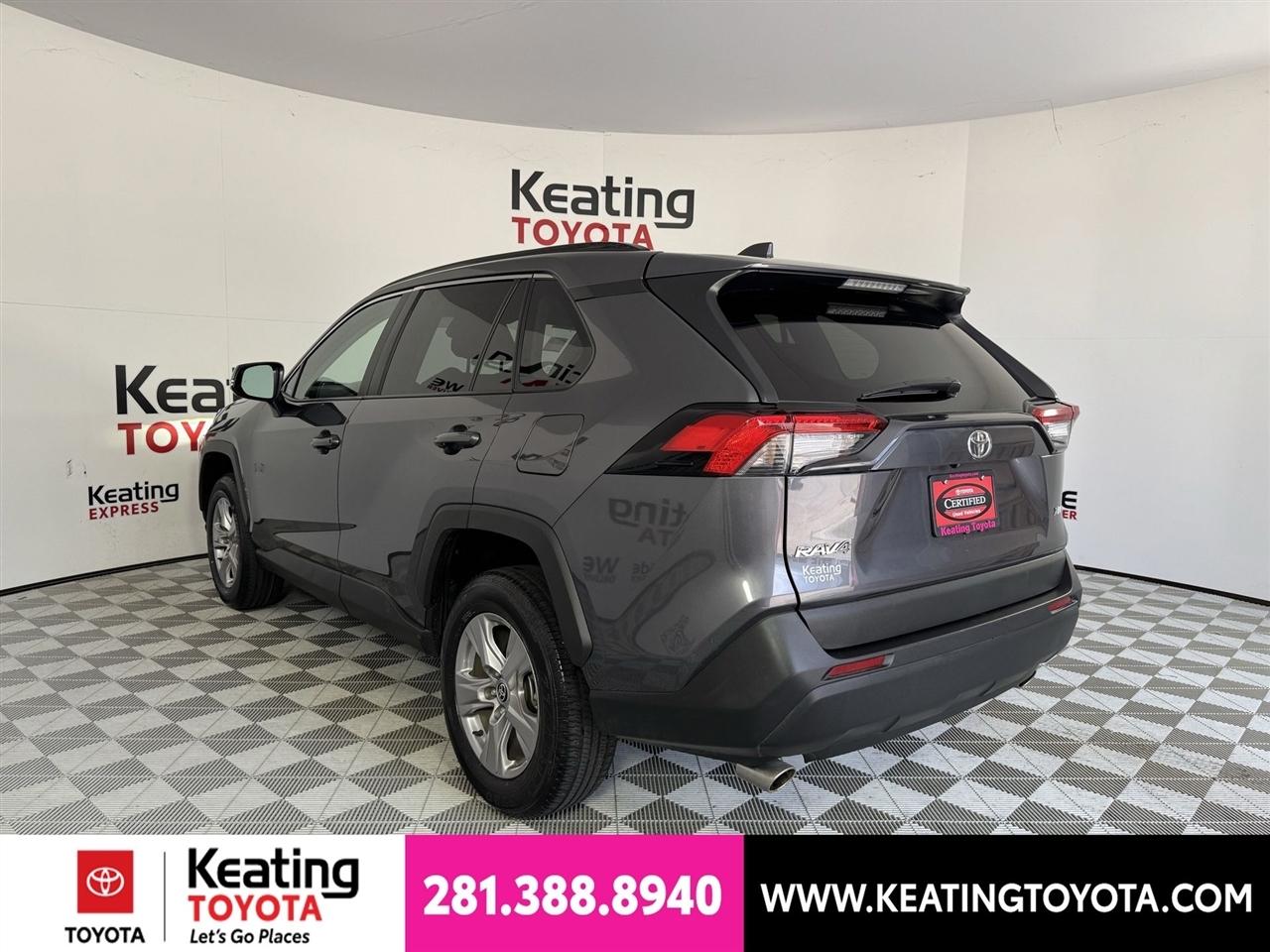 Toyota RAV4 XLE 2025