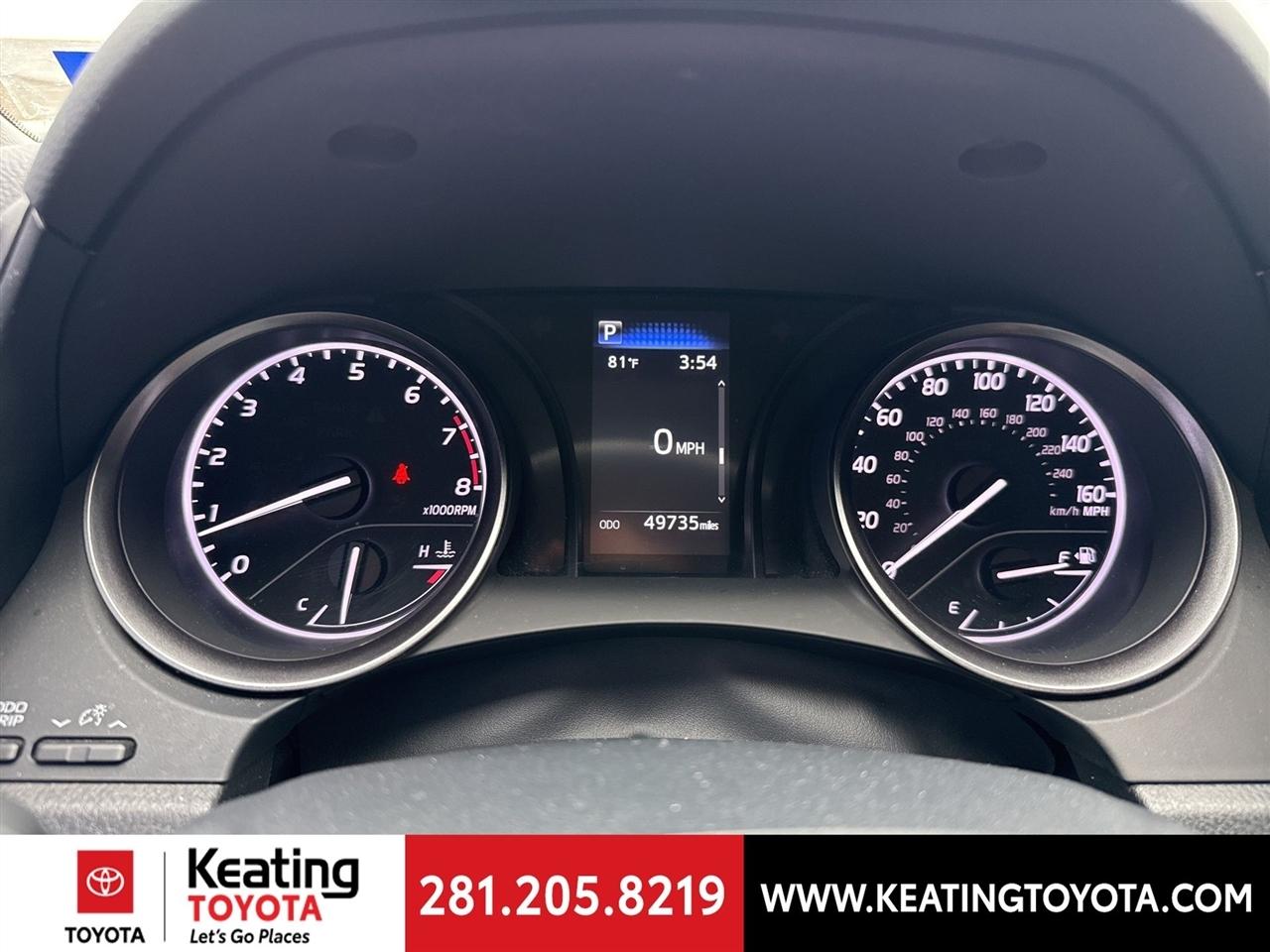 Toyota Camry SE 2023