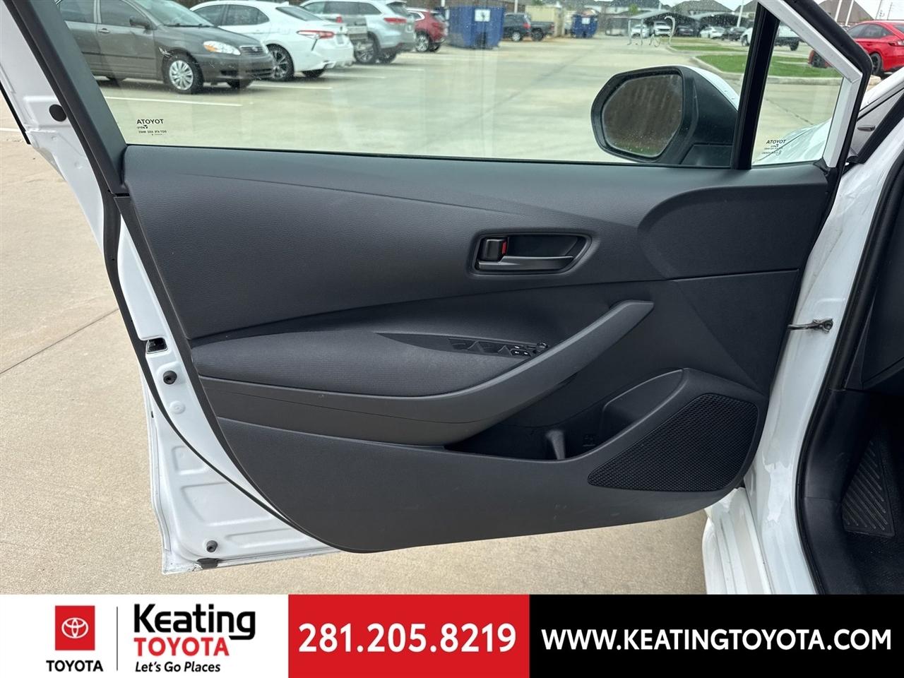 Toyota Corolla LE 2024