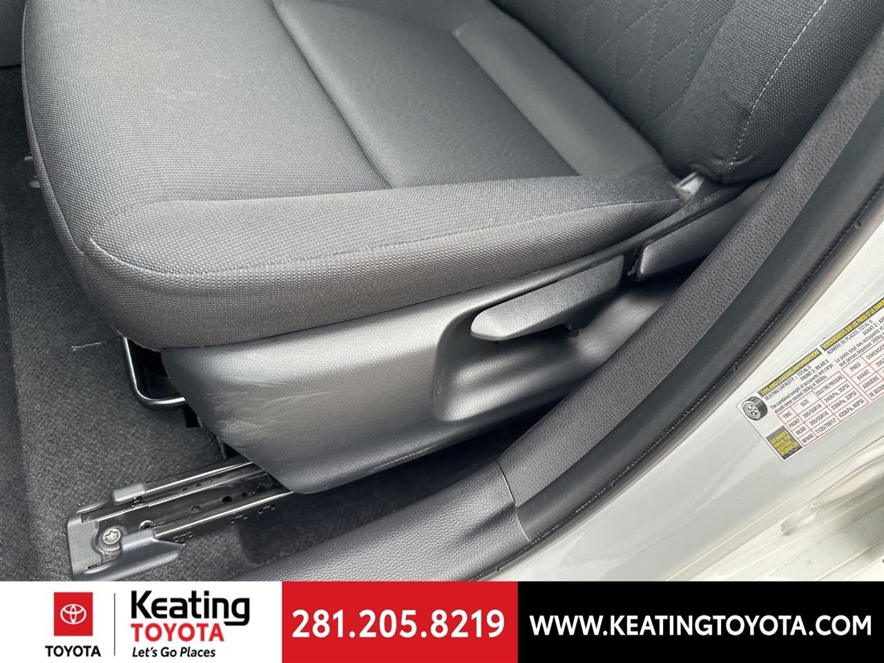 Toyota Corolla LE 2024