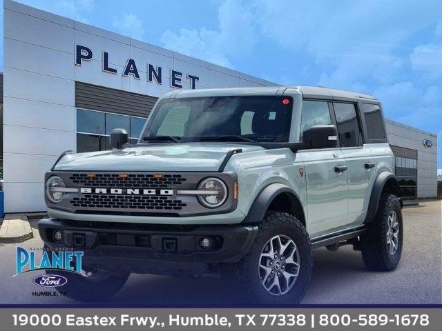 Ford Bronco Base 4-Door w/Advanced 2023
