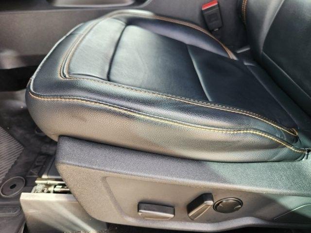 Ford Bronco Base 4-Door w/Advanced 2023