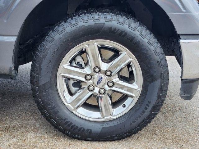 Ford F-150 XLT SuperCrew 4WD 2025