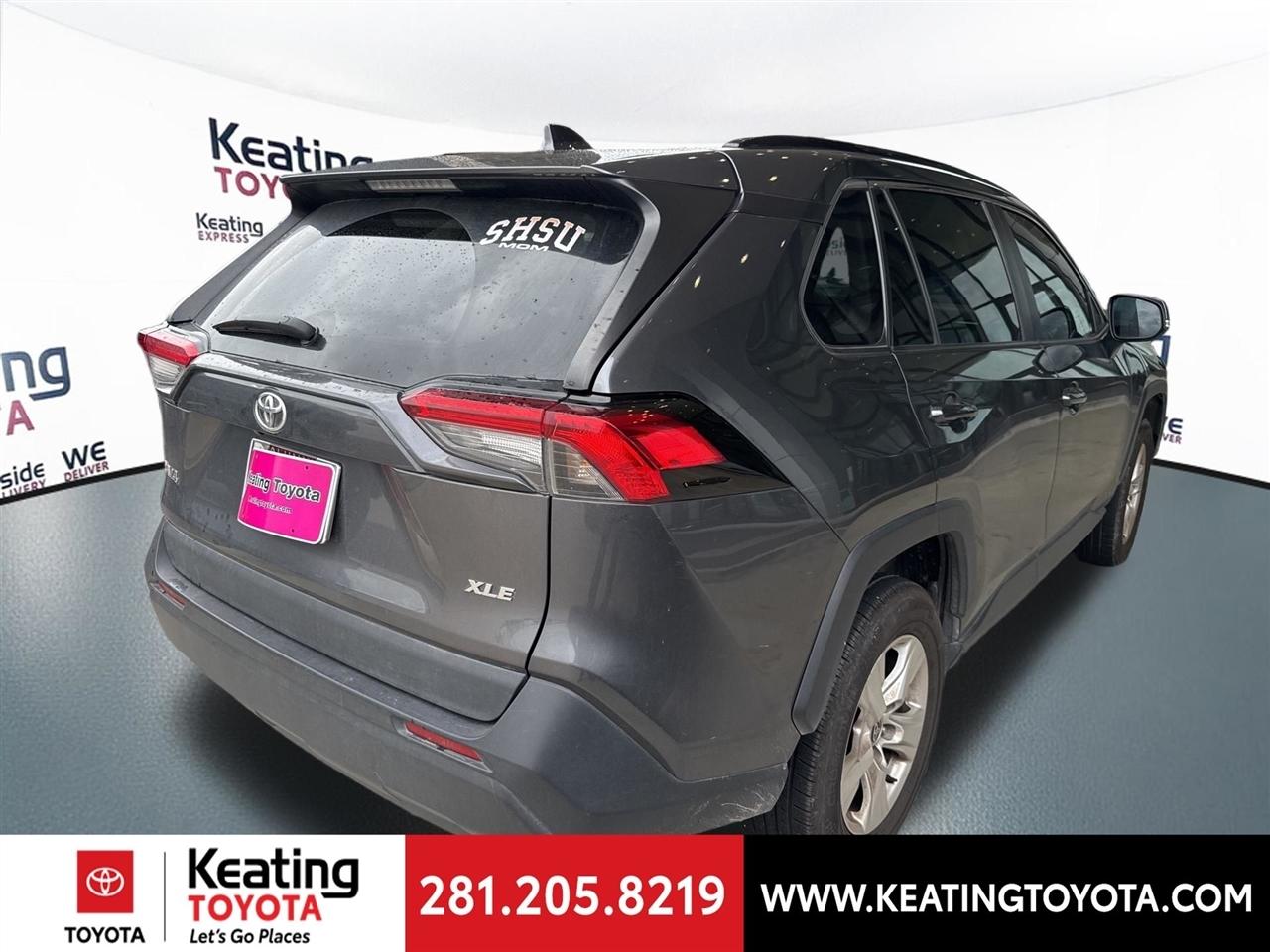 Toyota RAV4 XLE 2021