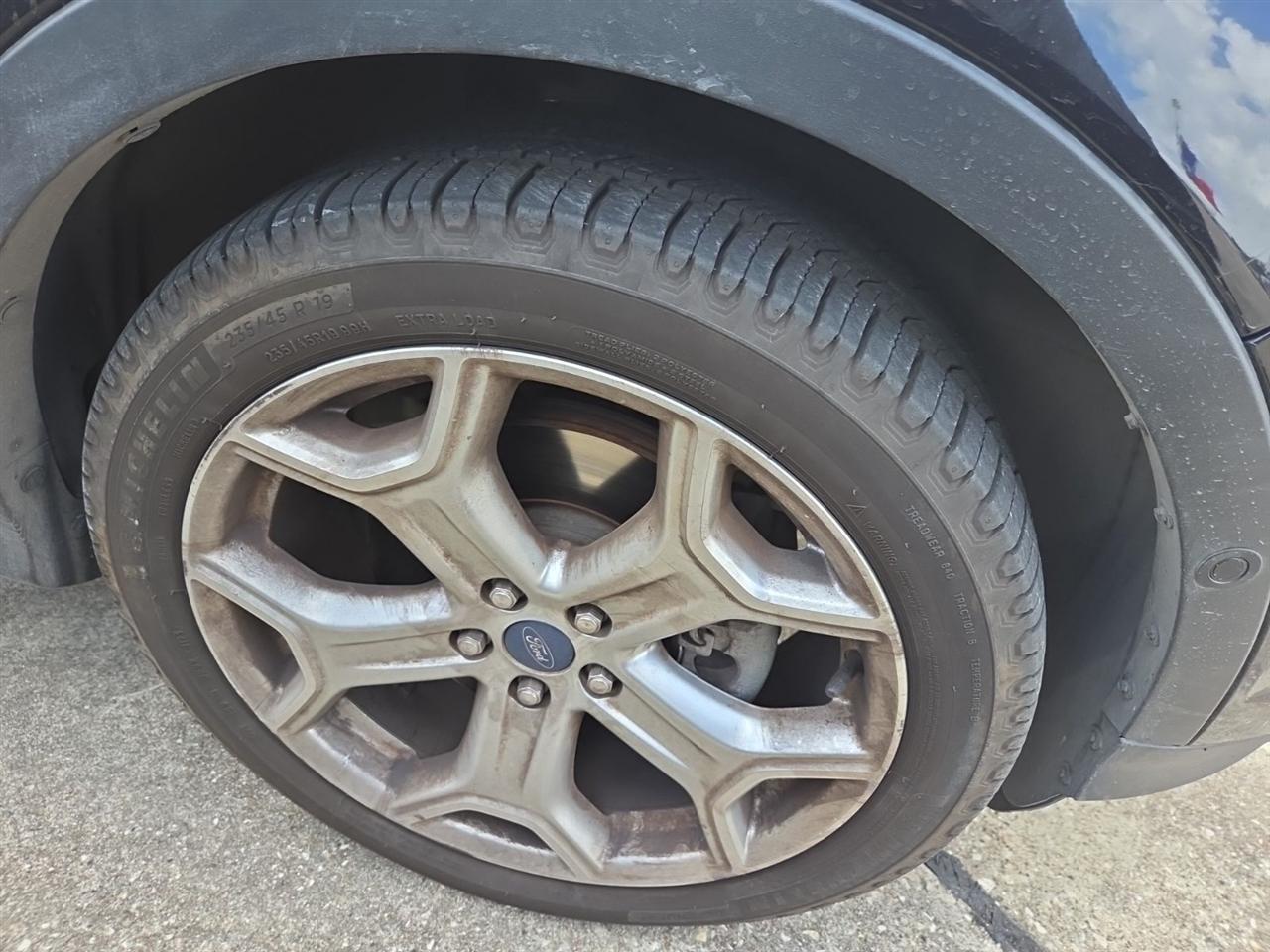 Ford Escape Titanium 4WD 2019