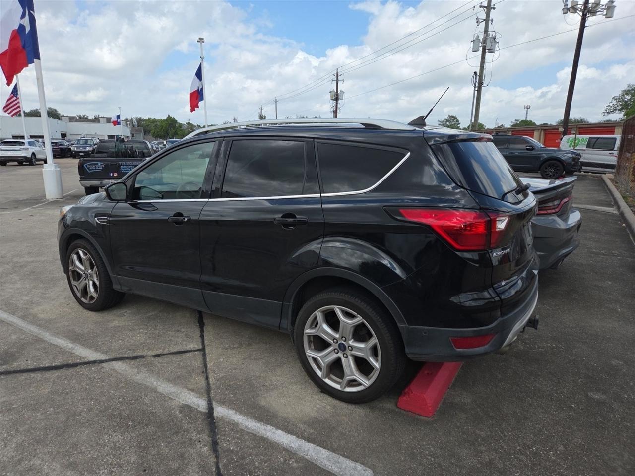 Ford Escape Titanium 4WD 2019