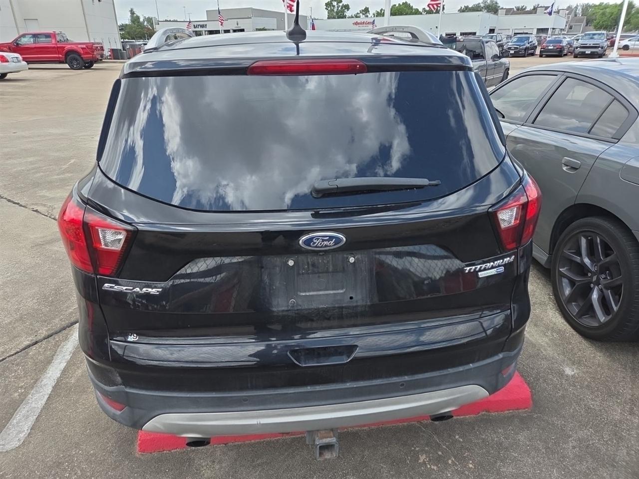 Ford Escape Titanium 4WD 2019