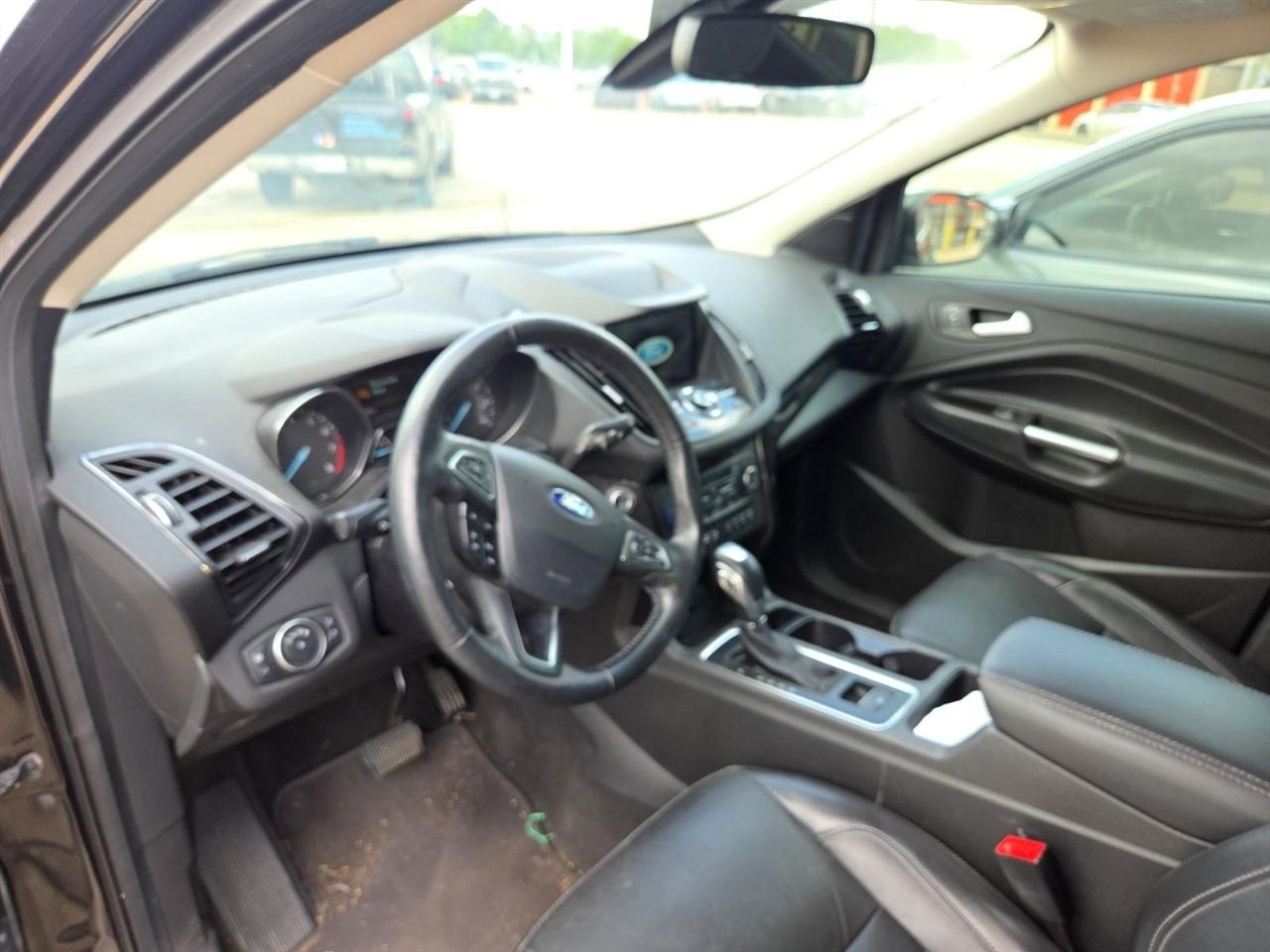 Ford Escape Titanium 4WD 2019