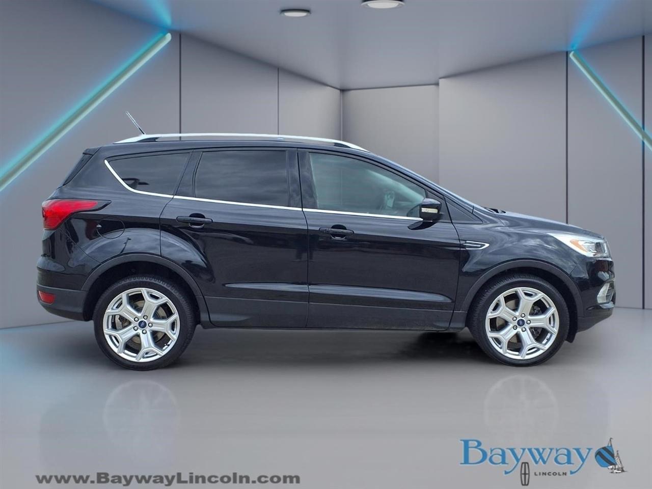 Ford Escape Titanium 4WD 2019