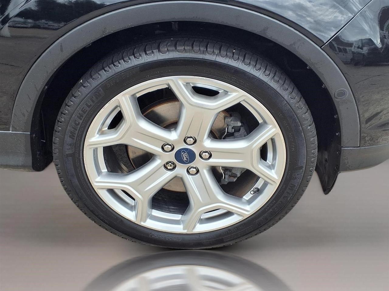 Ford Escape Titanium 4WD 2019