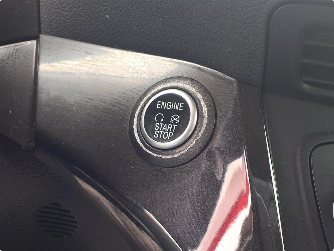Ford Escape Titanium 4WD 2019