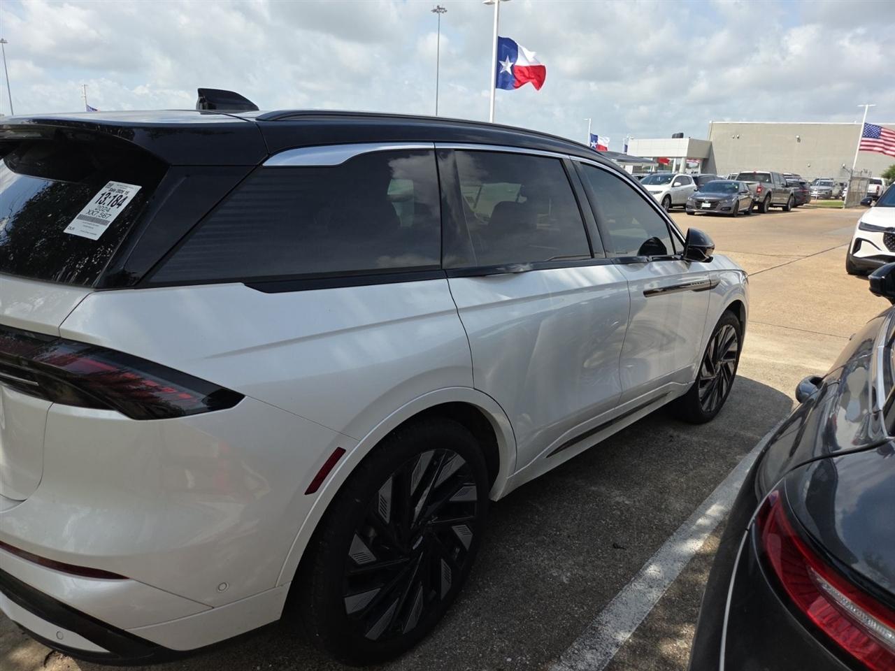 Lincoln Nautilus Black Label 2024