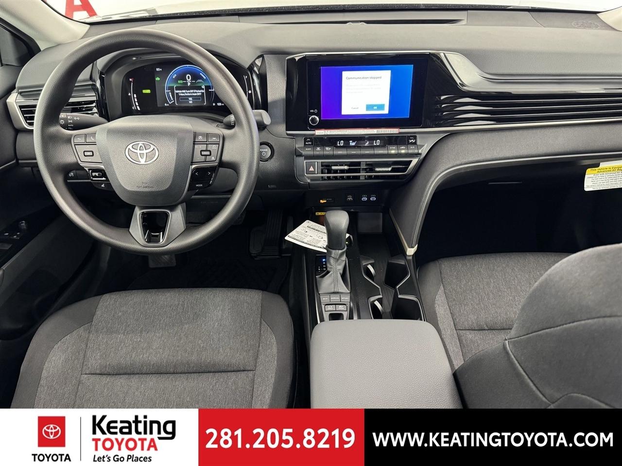 Toyota Camry Hybrid XLE 2026