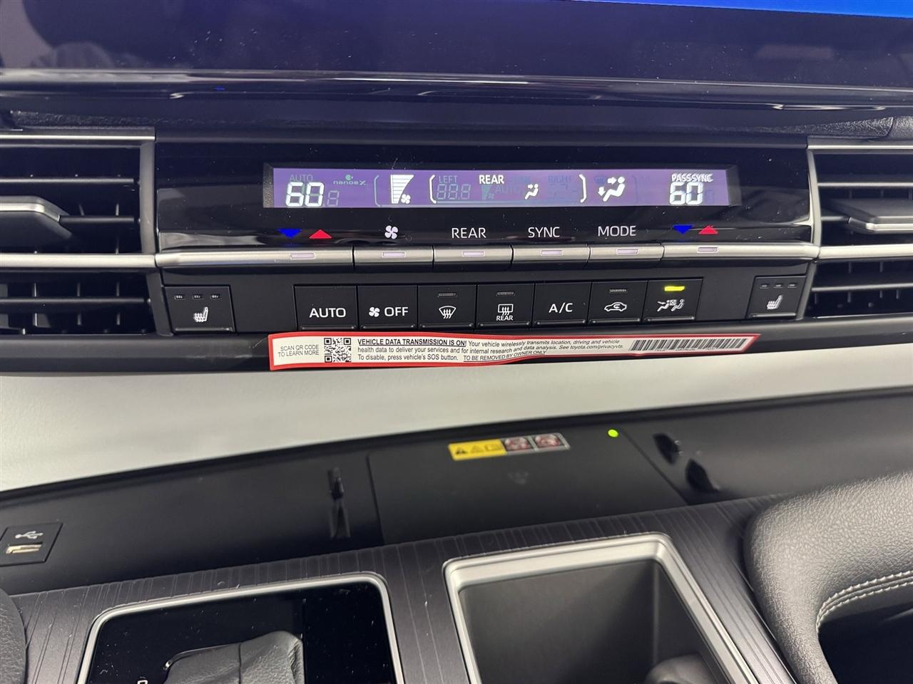 Toyota Sienna XLE 7-Passenger 2026