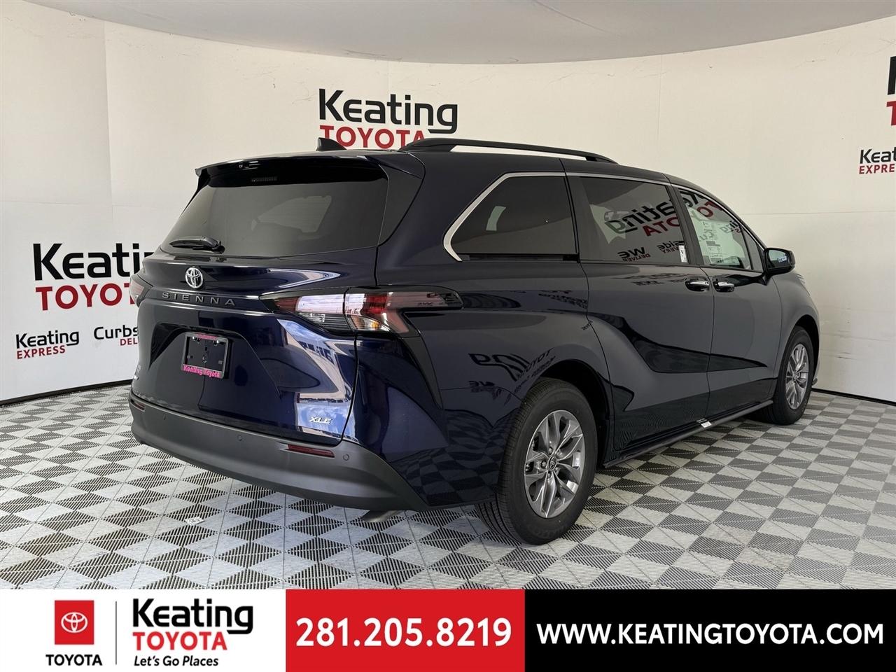 Toyota Sienna XLE 7-Passenger 2026