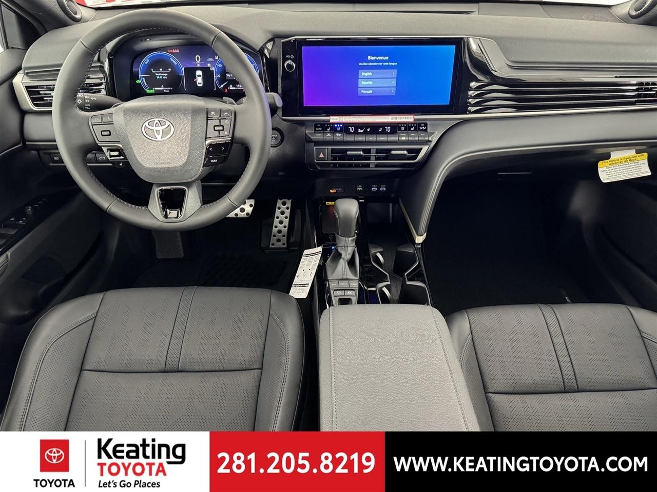 Toyota Camry Hybrid XLE 2026