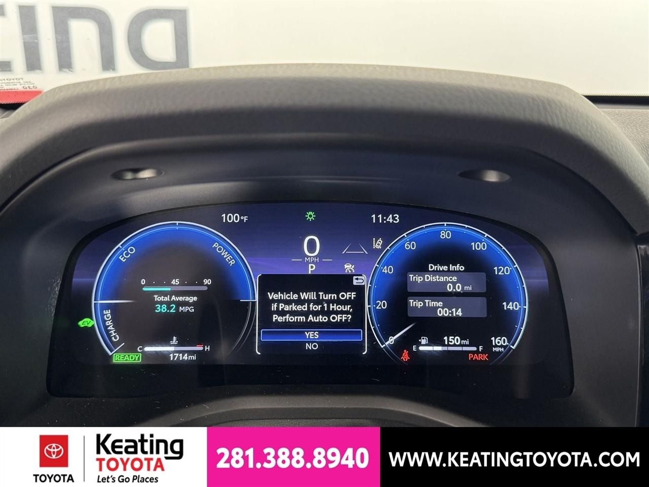 Toyota Camry Hybrid XLE 2026