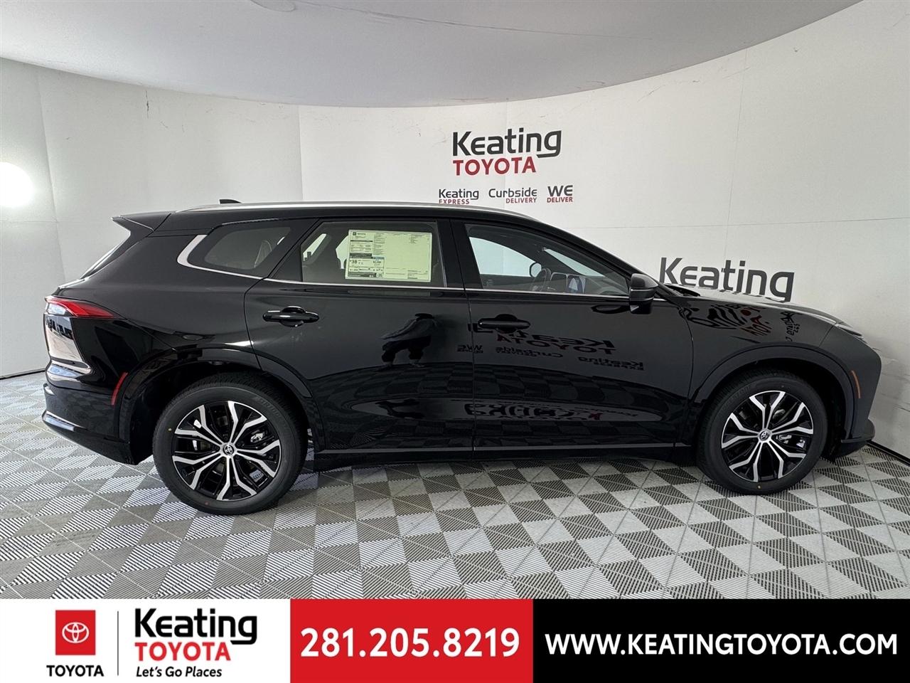 Toyota Crown Signia XLE 2026