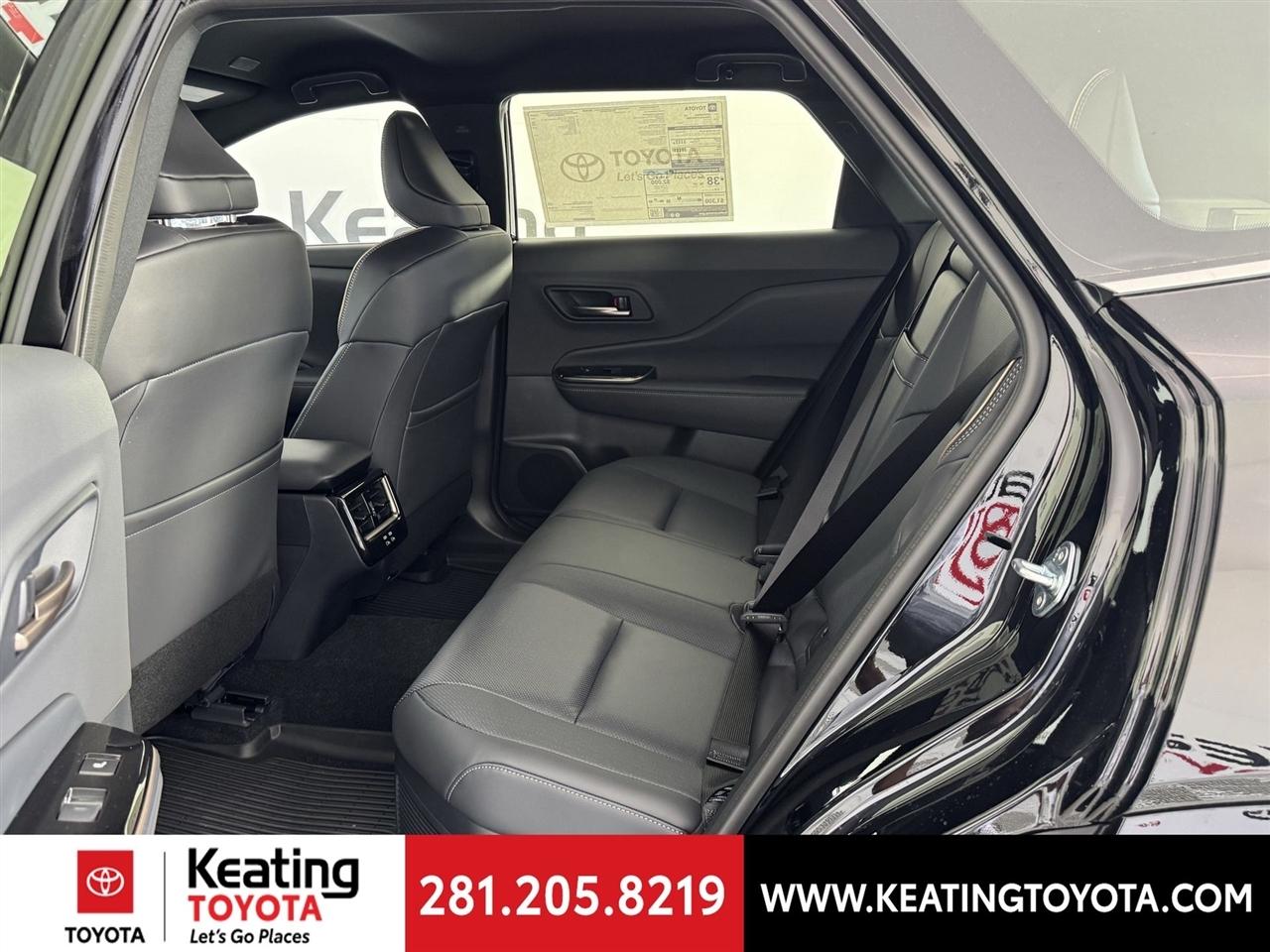 Toyota Crown Signia XLE 2026