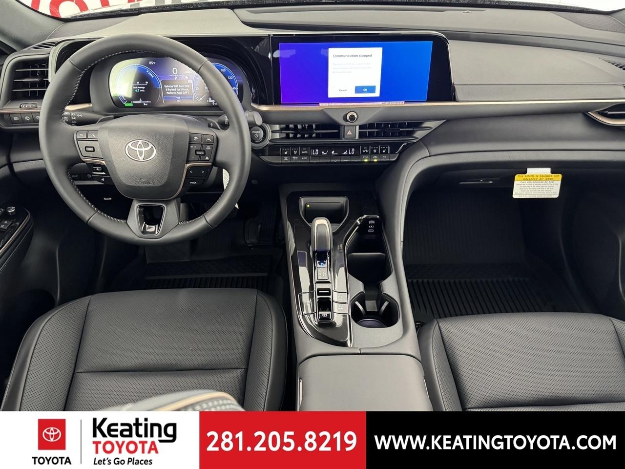 Toyota Crown Signia XLE 2026