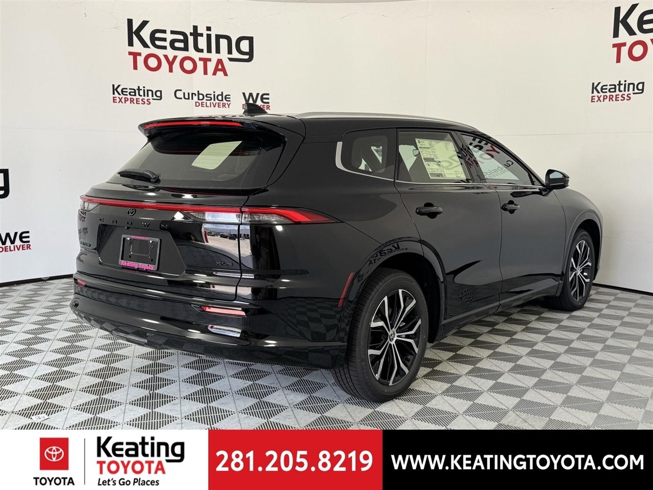 Toyota Crown Signia XLE 2026