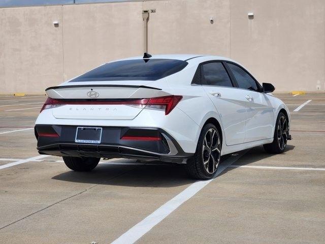 Hyundai Elantra SEL Convenience 2025