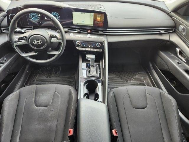 Hyundai Elantra SEL Convenience 2025