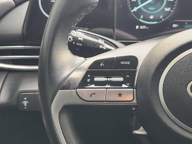 Hyundai Elantra SEL Convenience 2025