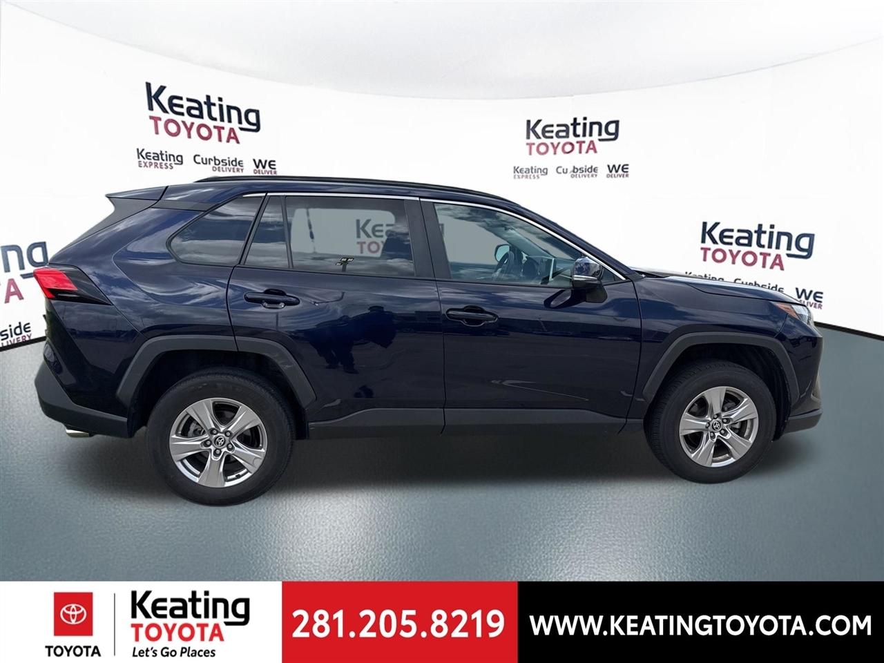 Toyota RAV4 XLE 2024