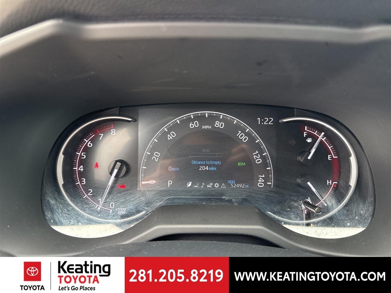 Toyota RAV4 XLE 2024