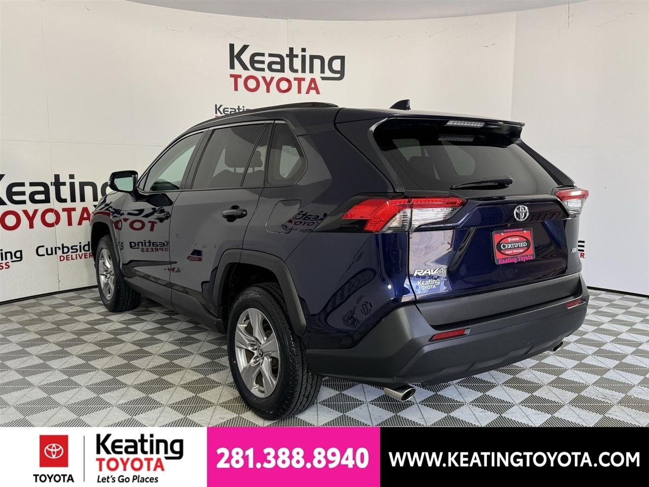 Toyota RAV4 XLE 2024