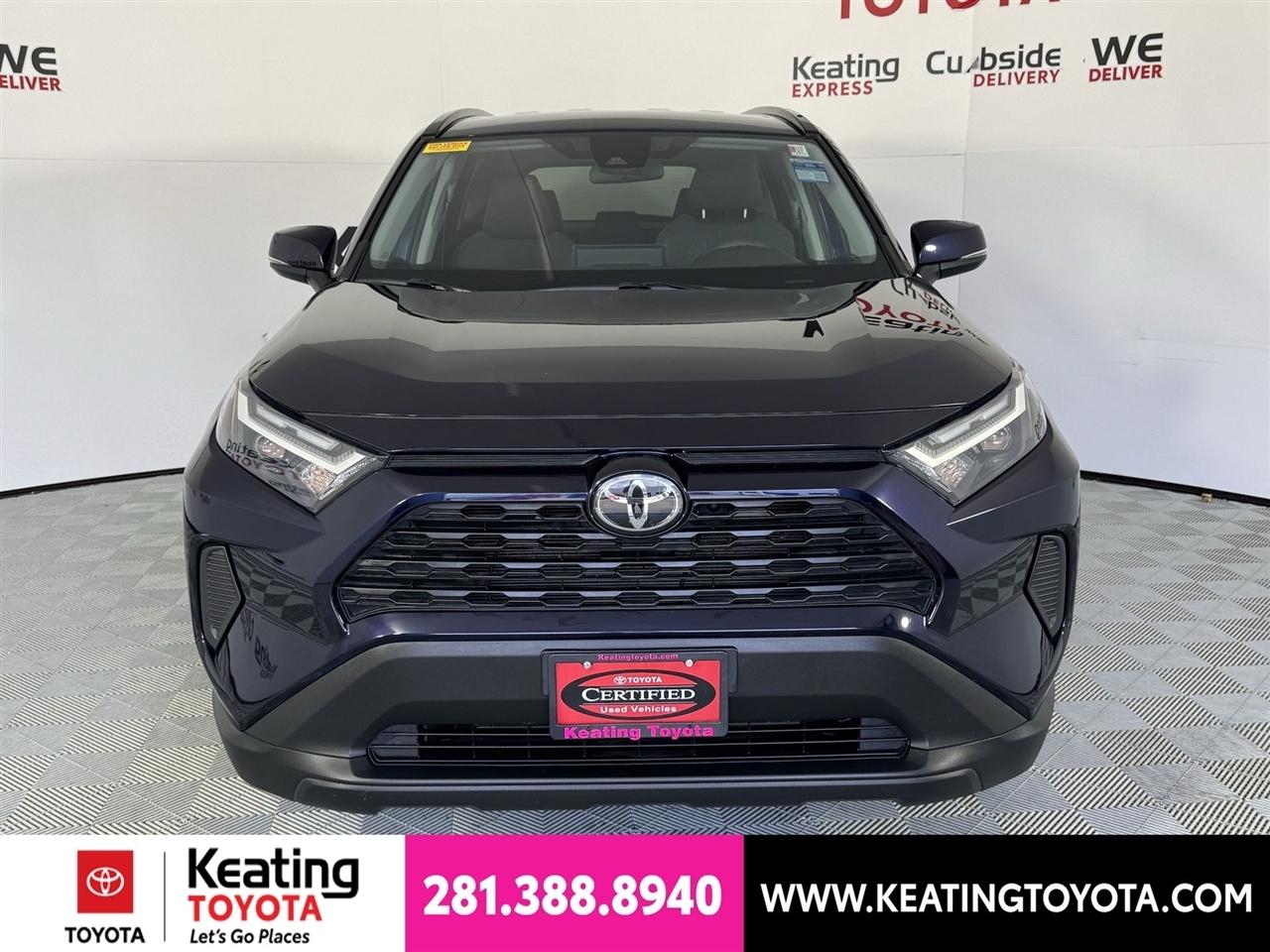 Toyota RAV4 XLE 2024