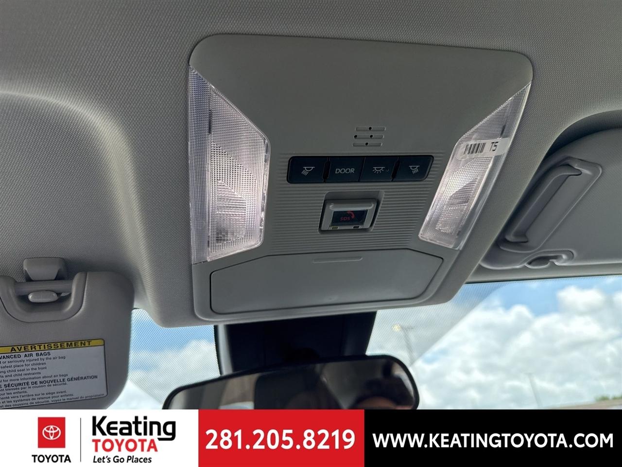 Toyota RAV4 XLE 2025